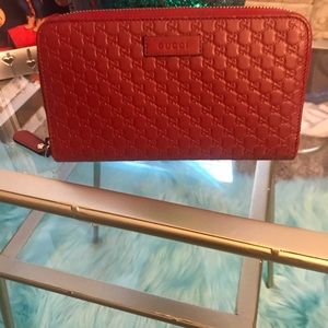 Authentic red Gucci wallet